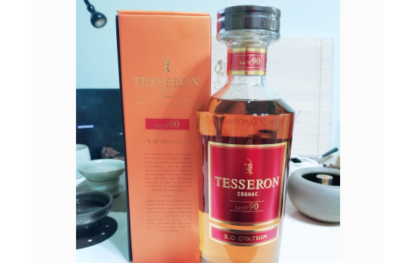 白兰地和威士忌的区别是?泰狮龙90号白兰地怎么样? 白兰地和威士忌的区别是?泰狮龙90号白兰地怎么样?