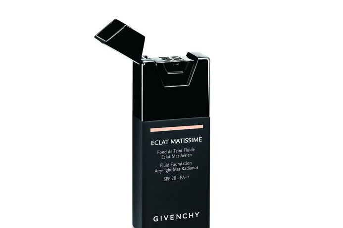 纪梵希粉底液哪款好?纪梵希哑光柔雾粉底液遮瑕效果好么? 纪梵希粉底液哪款好?纪梵希哑光柔雾粉底液遮瑕效果好么?