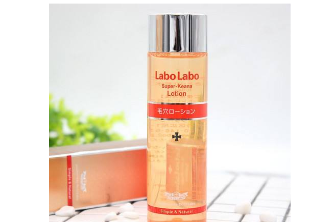 20岁左右用什么护肤品好?谁能推荐几款? 20岁左右用什么护肤品好?谁能推荐几款?