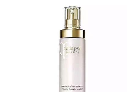 cpb乳液好用吗?CPB 铂钻日间和夜间修护乳液那个好? cpb乳液好用吗?CPB 铂钻日间和夜间修护乳液那个好?