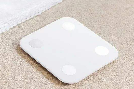 小米电子秤用几号电池?电子秤是什么材质? 小米电子秤用几号电池?电子秤是什么材质?