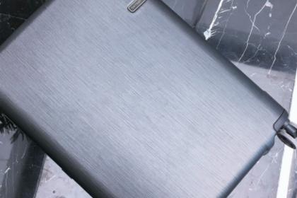 拉杆箱品牌推荐？新秀丽EVOA拉杆箱好不好用？