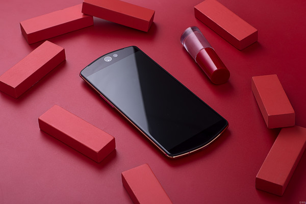 美图手机首次增加男代言人 新版《流行花园》F4 美图手机首次增加男代言人 新版《流行花园》F4