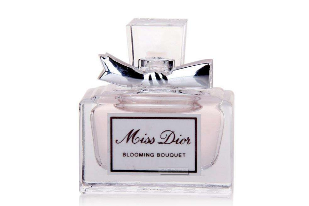 女士香水推荐2018?谁能推荐一下? 女士香水推荐2018?谁能推荐一下?