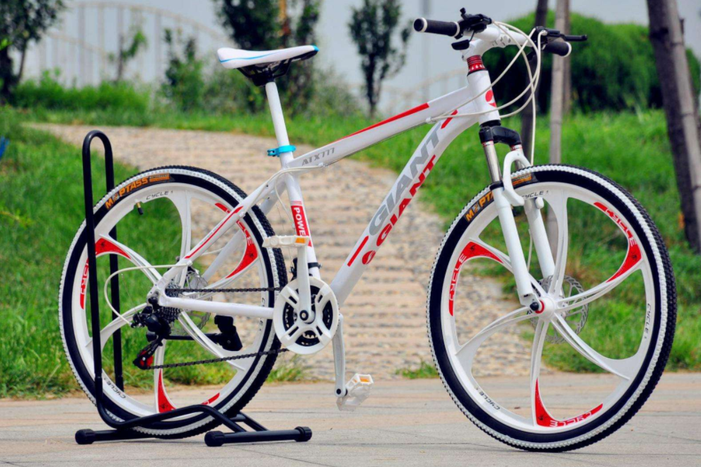 捷安特山地自行车型号推荐一下? 捷安特山地自行车型号推荐一下?