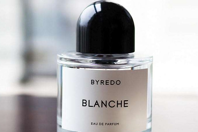 小众又不贵的香水品牌有哪些？拜里朵 BYREDO女士香水哪款好？