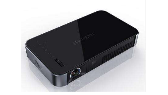 家用手机投影仪哪款好？极米手机投影仪好用吗？