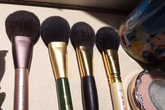 受受狼化妆刷推荐?受受狼小葡萄化妆刷测评? 受受狼化妆刷推荐?受受狼小葡萄化妆刷测评?