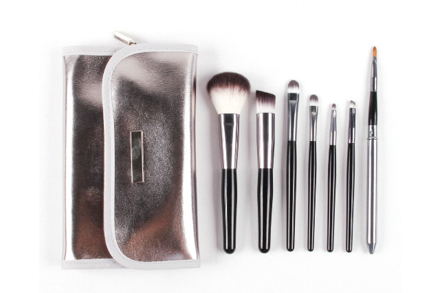 aimeier化妆刷怎么画眼妆?眼妆的画法步骤? aimeier化妆刷怎么画眼妆?眼妆的画法步骤?