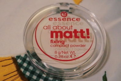 高性价比的散粉推荐？essence控油散粉好不好？