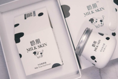 Milk Skin奶肌素颜霜怎么样？使用感如何？