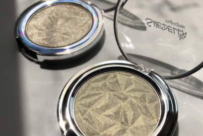 诗蒂娅高光怎么样?这两个色号好看吗? 诗蒂娅高光怎么样?这两个色号好看吗?