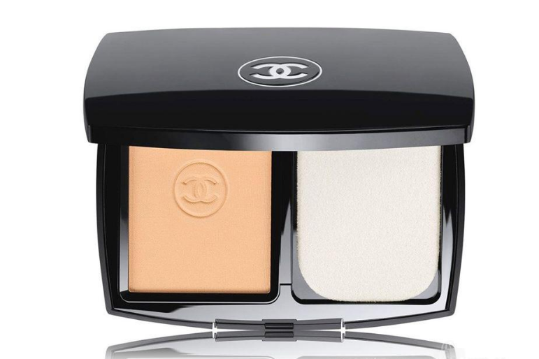 chanel粉饼盒好看吗?chanel粉饼盒使用感如何? chanel粉饼盒好看吗?chanel粉饼盒使用感如何?