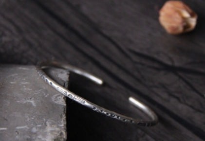 适合年轻人的银饰品牌?推荐几家? 适合年轻人的银饰品牌?推荐几家?