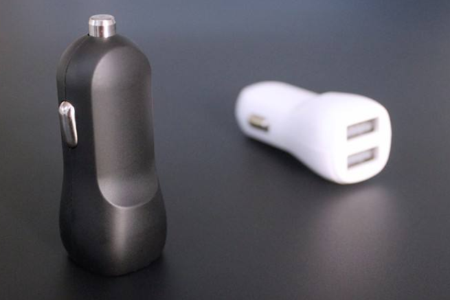 小米车载充电器发热吗?好用吗? 小米车载充电器发热吗?好用吗?