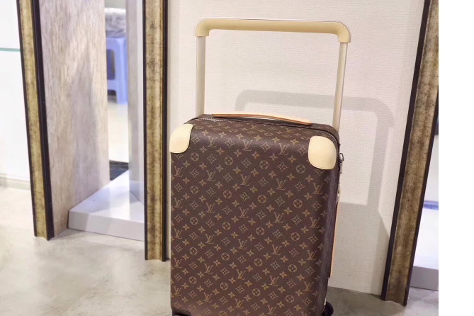 LV拉杆旅行箱多少钱?LV拉杆旅行箱图片? LV拉杆旅行箱多少钱?LV拉杆旅行箱图片?