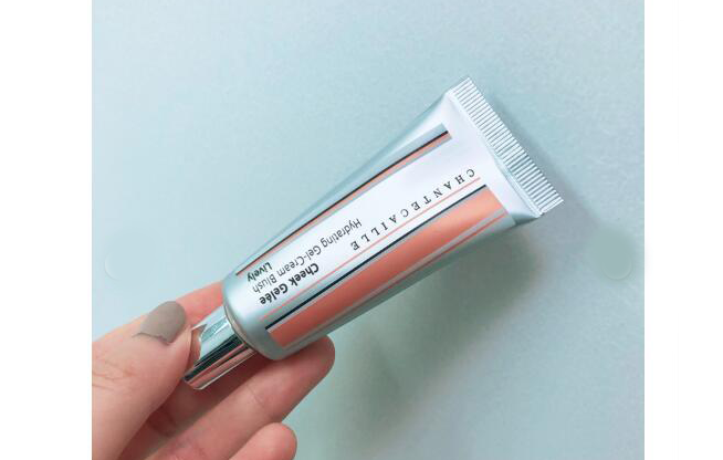 香缇卡腮红膏好用吗?香缇卡腮红膏色号选择? 香缇卡腮红膏好用吗?香缇卡腮红膏色号选择?