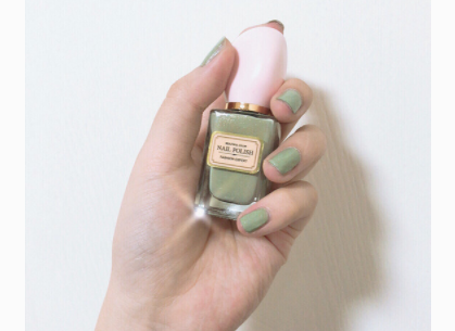 名创优品指甲油安全吗？味道大不大？