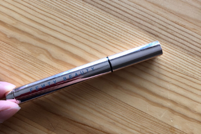 Fenty Beauty眼线笔防水吗?持妆力久吗? Fenty Beauty眼线笔防水吗?持妆力久吗?