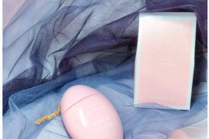 CHOKCHOK初出樱花粉鹅蛋护手霜颜值高?手霜的质地如何? CHOKCHOK初出樱花粉鹅蛋护手霜颜值高?手霜的质地如何?