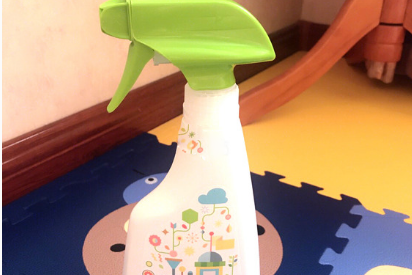 甘尼克玩具餐椅清洁液好用吗?是什么成分? 甘尼克玩具餐椅清洁液好用吗?是什么成分?