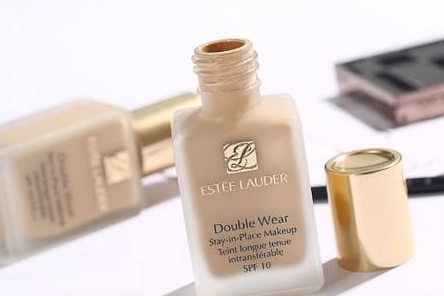 雅诗兰黛dw粉底液色号?谁能简单介绍一下? 雅诗兰黛dw粉底液色号?谁能简单介绍一下?