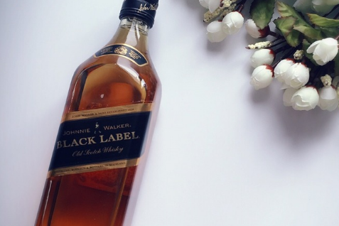 尊尼获加黑方威士忌口感如何?尾韵是什么感受? 尊尼获加黑方威士忌口感如何?尾韵是什么感受?