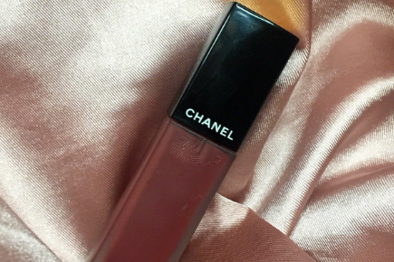 Chanel丝绒唇釉154适合黄皮吗?质地怎么样? Chanel丝绒唇釉154适合黄皮吗?质地怎么样?