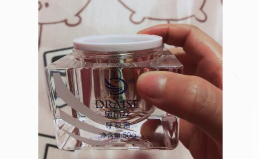 黛昂丝产品怎么样?戴昂丝补水霜好用吗? 黛昂丝产品怎么样?戴昂丝补水霜好用吗?