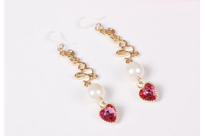 珍珠饰品的选择?适合学生堂吗? 珍珠饰品的选择?适合学生堂吗?