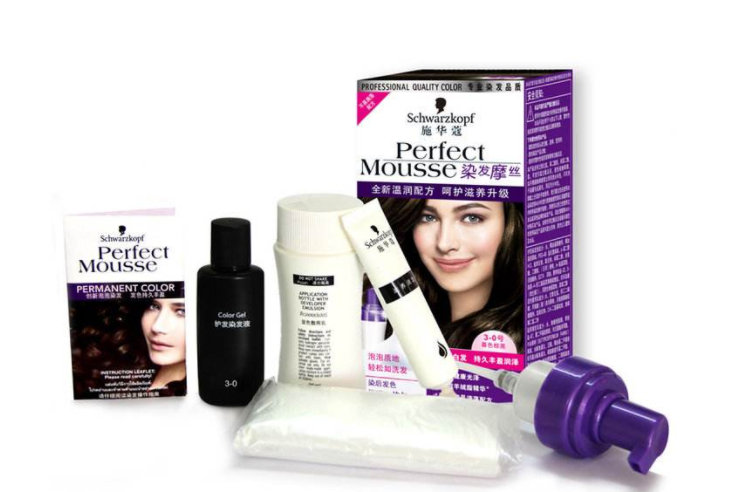 施华蔻泡泡染发剂掉色吗?谁能简单介绍一下这么用? 施华蔻泡泡染发剂掉色吗?谁能简单介绍一下这么用?