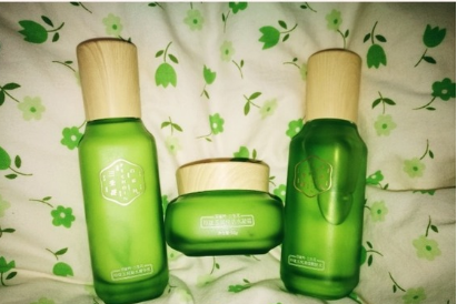 百雀羚三生花补水系列保湿效果好吗?性价比高吗? 百雀羚三生花补水系列保湿效果好吗?性价比高吗?