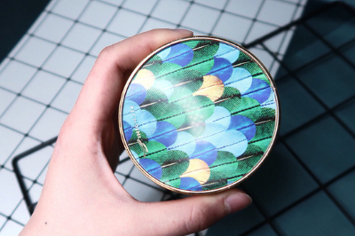 百雀羚故宫风限量款气垫BB有几个色号?遮瑕和持久度怎么样? 百雀羚故宫风限量款气垫BB有几个色号?遮瑕和持久度怎么样?