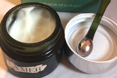 海蓝之谜Lamer绿瓶修复眼霜有哪些功效?有提拉效果吗? 海蓝之谜Lamer绿瓶修复眼霜有哪些功效?有提拉效果吗?