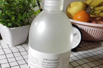 圣雪兰的薏仁水质地粘稠吗?可以湿敷吗? 圣雪兰的薏仁水质地粘稠吗?可以湿敷吗?