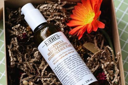 科颜氏金盏花洁面啫喱清洁力适度吗?使用感温和吗? 科颜氏金盏花洁面啫喱清洁力适度吗?使用感温和吗?