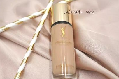 YSL超模粉底液质地轻薄吗?持妆效果好吗? YSL超模粉底液质地轻薄吗?持妆效果好吗?