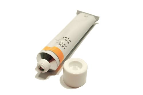 德国世家洗面奶好用吗?适合油性皮肤吗? 德国世家洗面奶好用吗?适合油性皮肤吗?