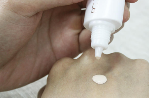 fancl防晒霜30和50区别?价格是多少? fancl防晒霜30和50区别?价格是多少?