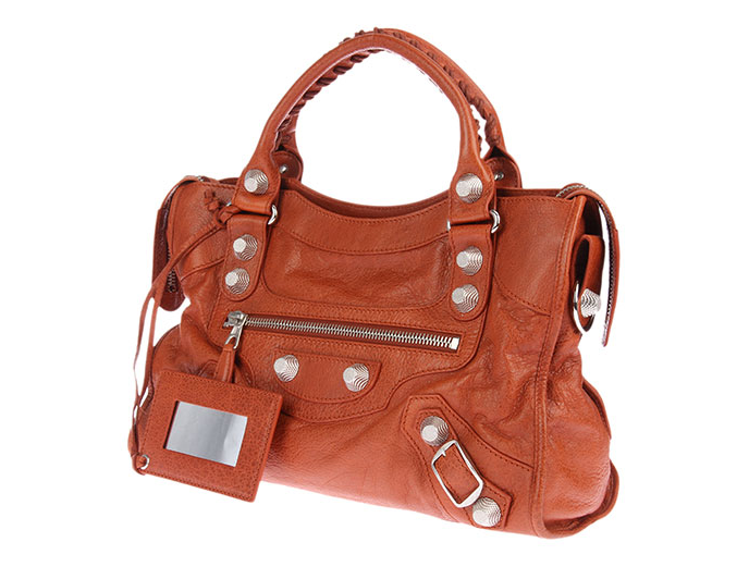 Balenciaga巴黎世家机车包那种颜色好看?巴黎世家机车包多少钱? Balenciaga巴黎世家机车包那种颜色好看?巴黎世家机车包多少钱?