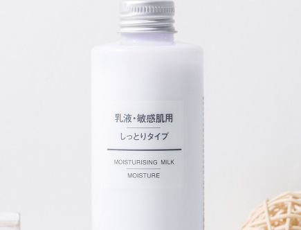 ​无印良品乳液高保湿型使用感如何？保湿力好吗？