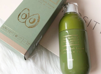 珀黛娜斯牛油果水乳怎么样？补水效果好吗？