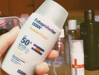 ISDIN怡思丁防晒霜使用感如何？价格多少？