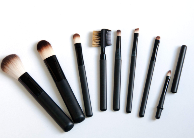 推荐好用的粉底刷?平价也好用的? 推荐好用的粉底刷?平价也好用的?