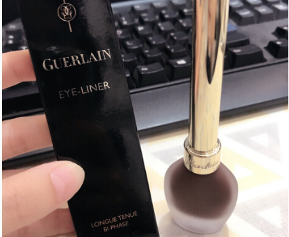 娇兰眼线液价格多少？会脱妆吗？