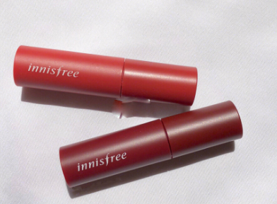 悦诗风吟12和15色号的枫叶系列怎么样?适合秋冬吗? 悦诗风吟12和15色号的枫叶系列怎么样?适合秋冬吗?