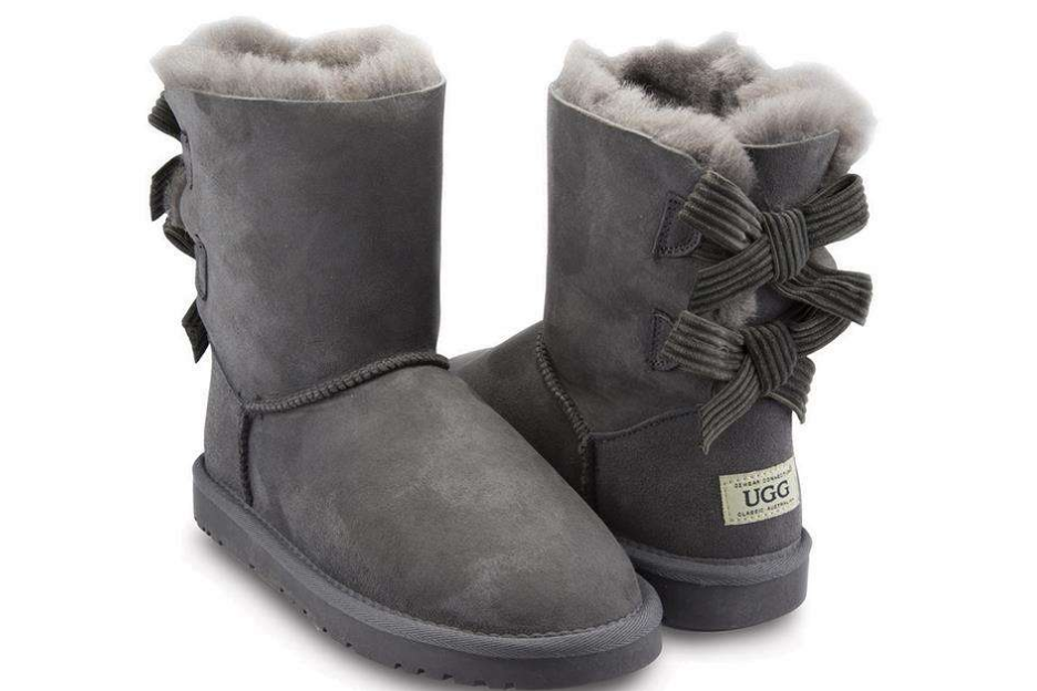 ugg雪地靴怎么搭配?雪地靴搭配什么衣服? ugg雪地靴怎么搭配?雪地靴搭配什么衣服?