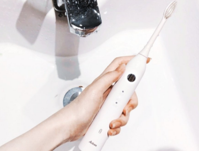Aolbea和Oralb电动牙刷有什么特点？谁能介绍一下？