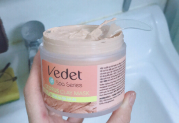越南vedet泥浆面膜怎么用？是什么功效？