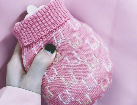 名创优品的热水袋什么材质?可以微波炉加热吗? 名创优品的热水袋什么材质?可以微波炉加热吗?